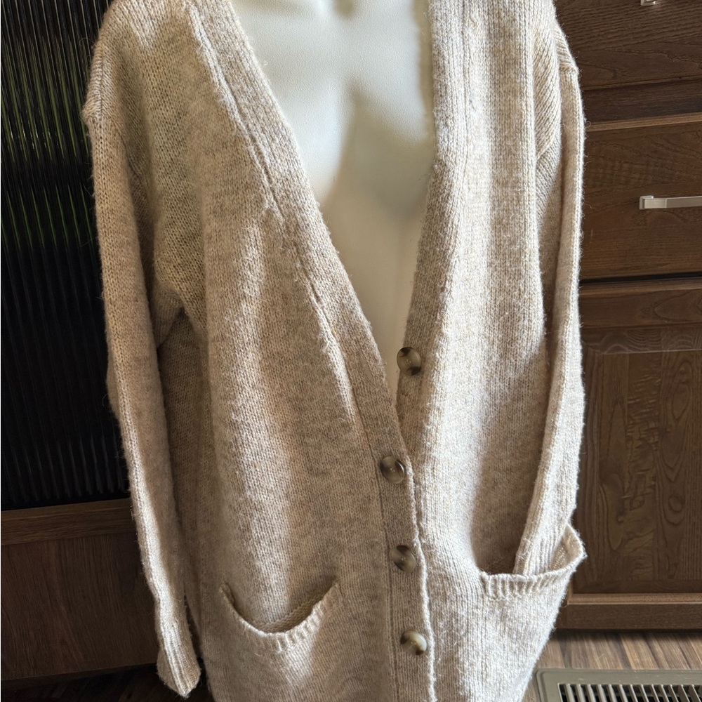 a.n.a Cream Button-Up Women's Cardigan